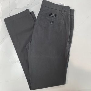 Banana Republic | Aiden Chino | 31x32